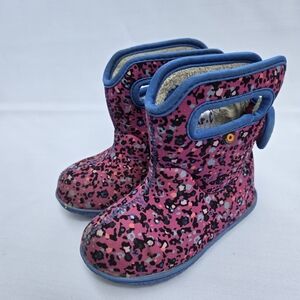 Bogs Pink Print Adjustable Back Boots size 8